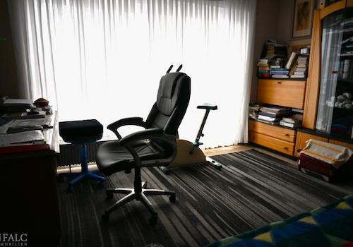 Kinderzimmer ( Büro)