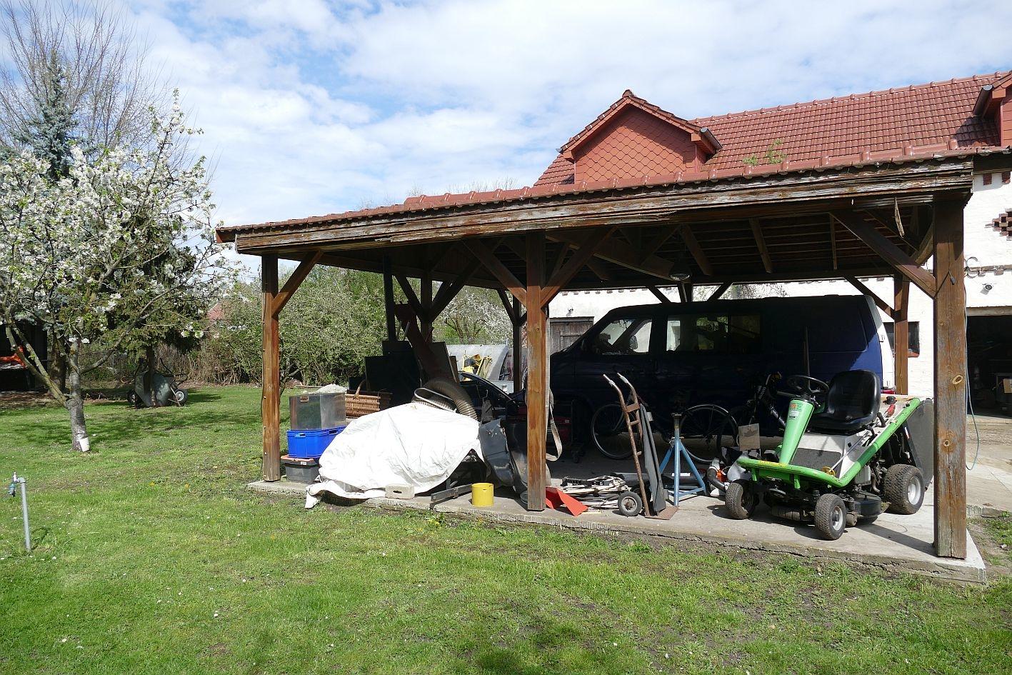 Seitenansicht Carport