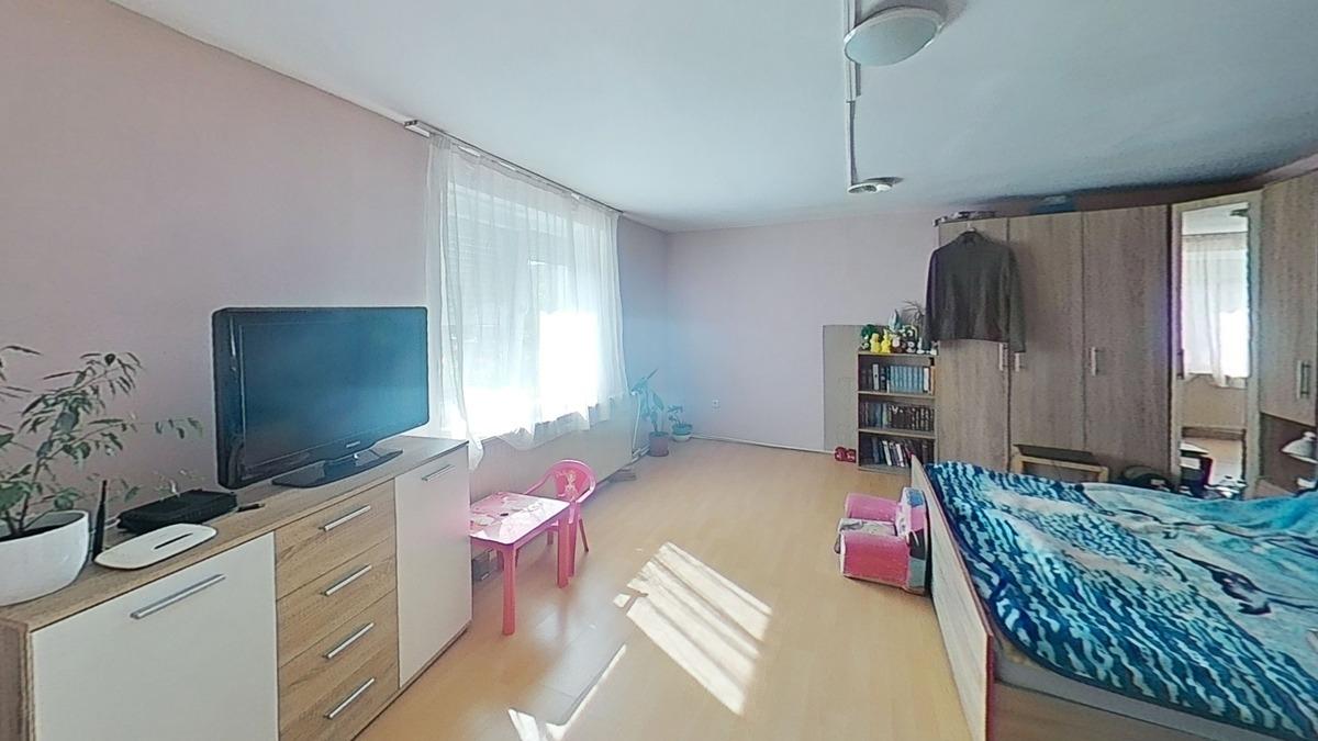 ingatlan-1665147150_2