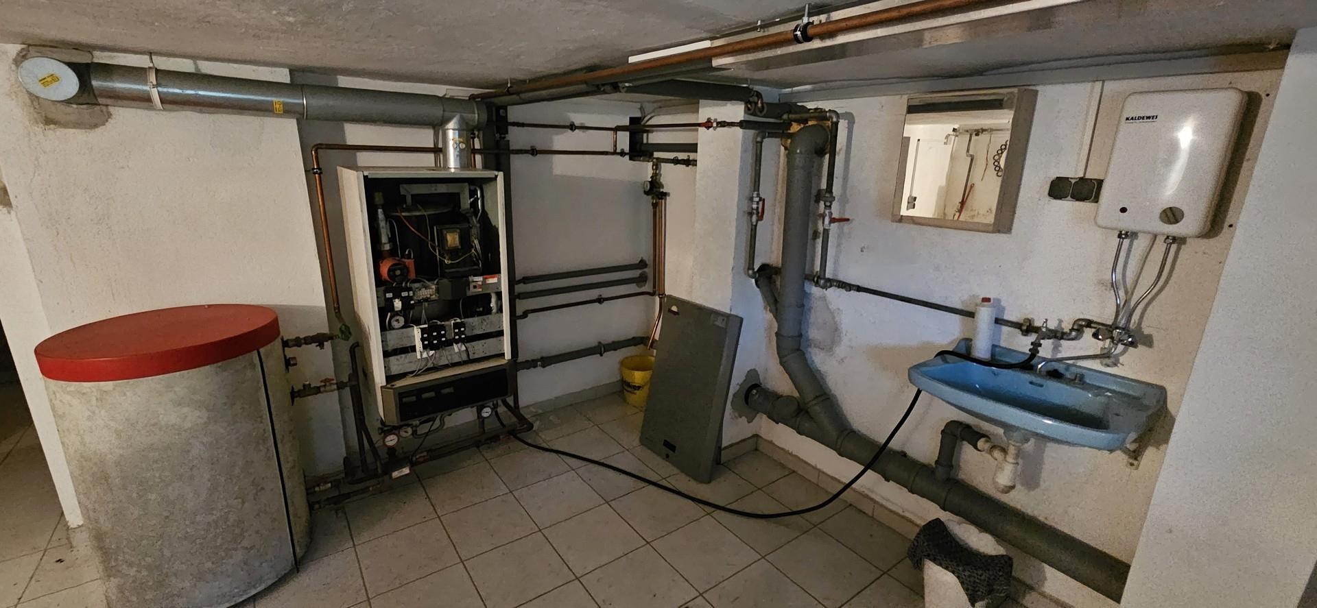 gefliester Keller Heizraum