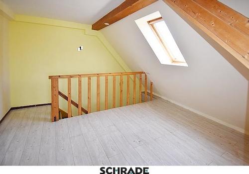 ...zur hellen Galerie