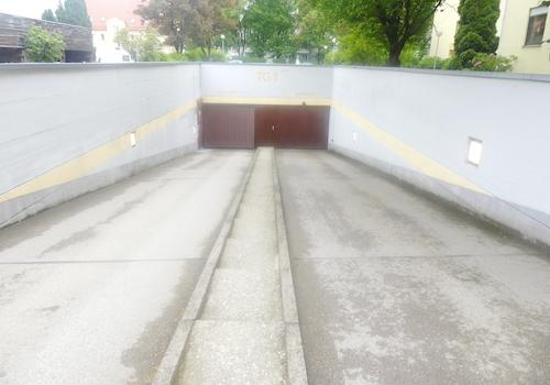 Abfahrt  Tiefgarage