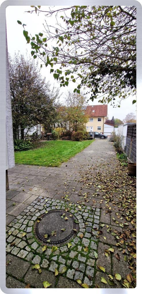 Weg zum Hauseingang