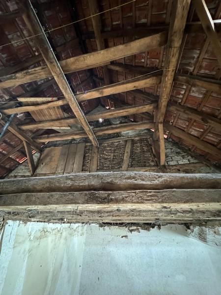 5 Dach entkernt (3)