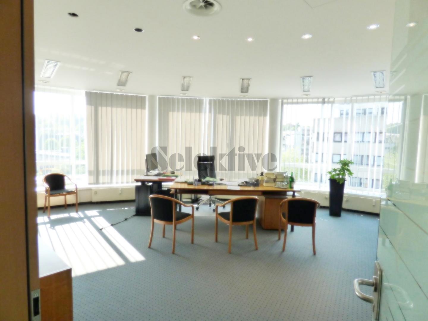 Büro im Turm
