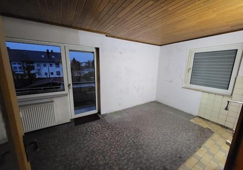 Essbereich mit Balkon