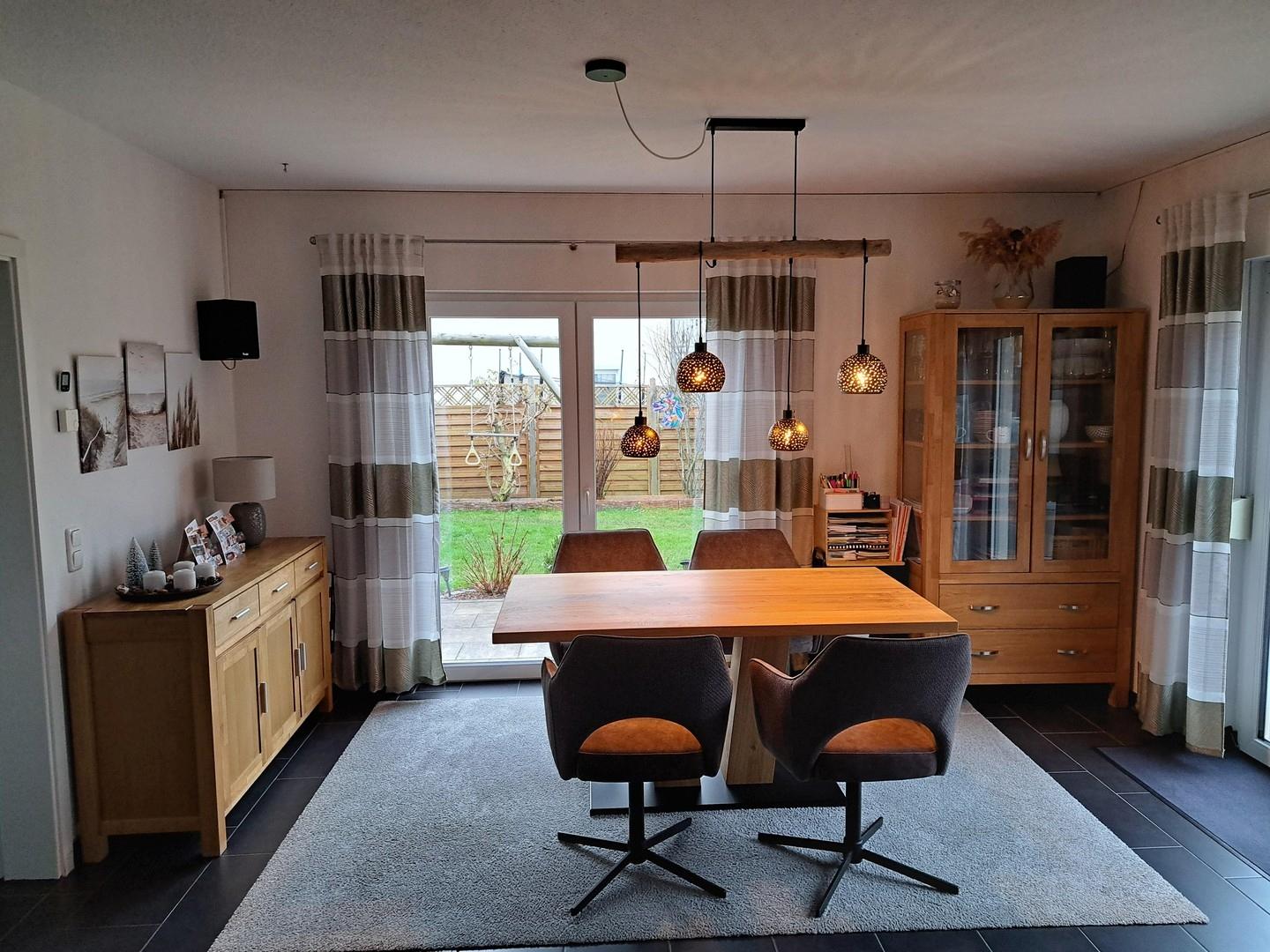 Wohn-/Esszimmer