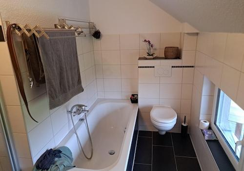 Bad mit Wanne u.Dusche(7,65m²)