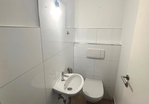 Gäste-WC DG links Haus 41a