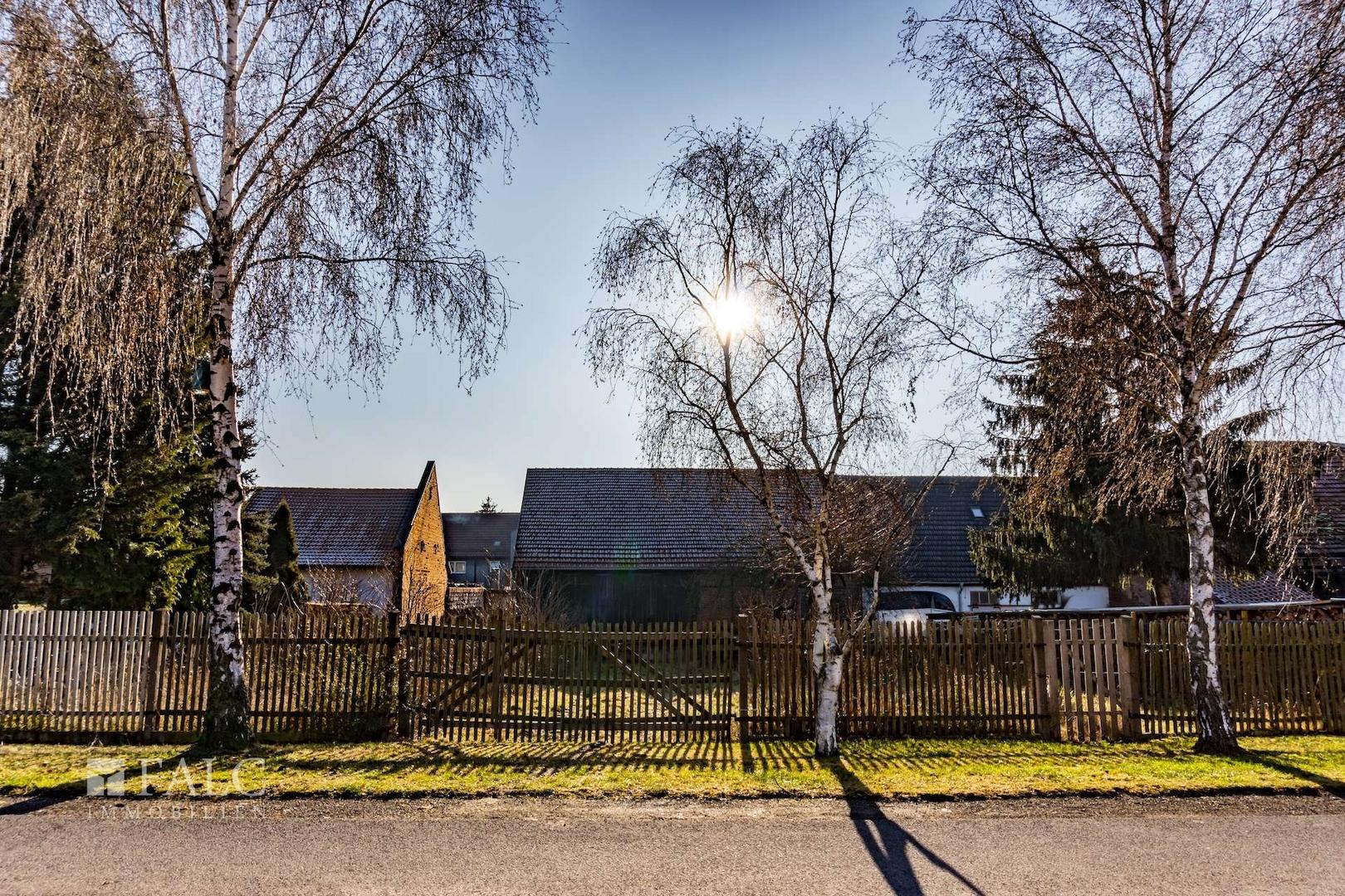 2. Zufahrt zum Grundstück