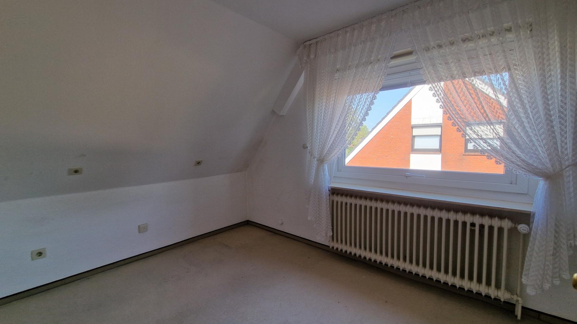 Zimmer 1 OG