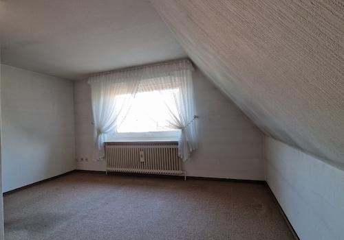 Zimmer 2 OG