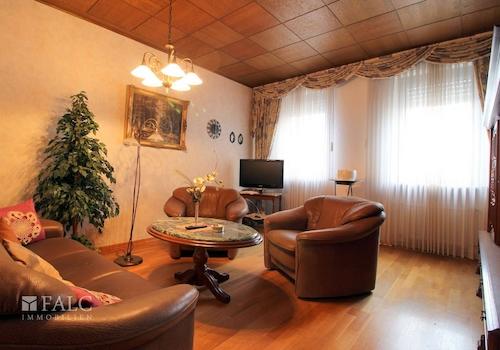 Wohnzimmer Vorderhaus