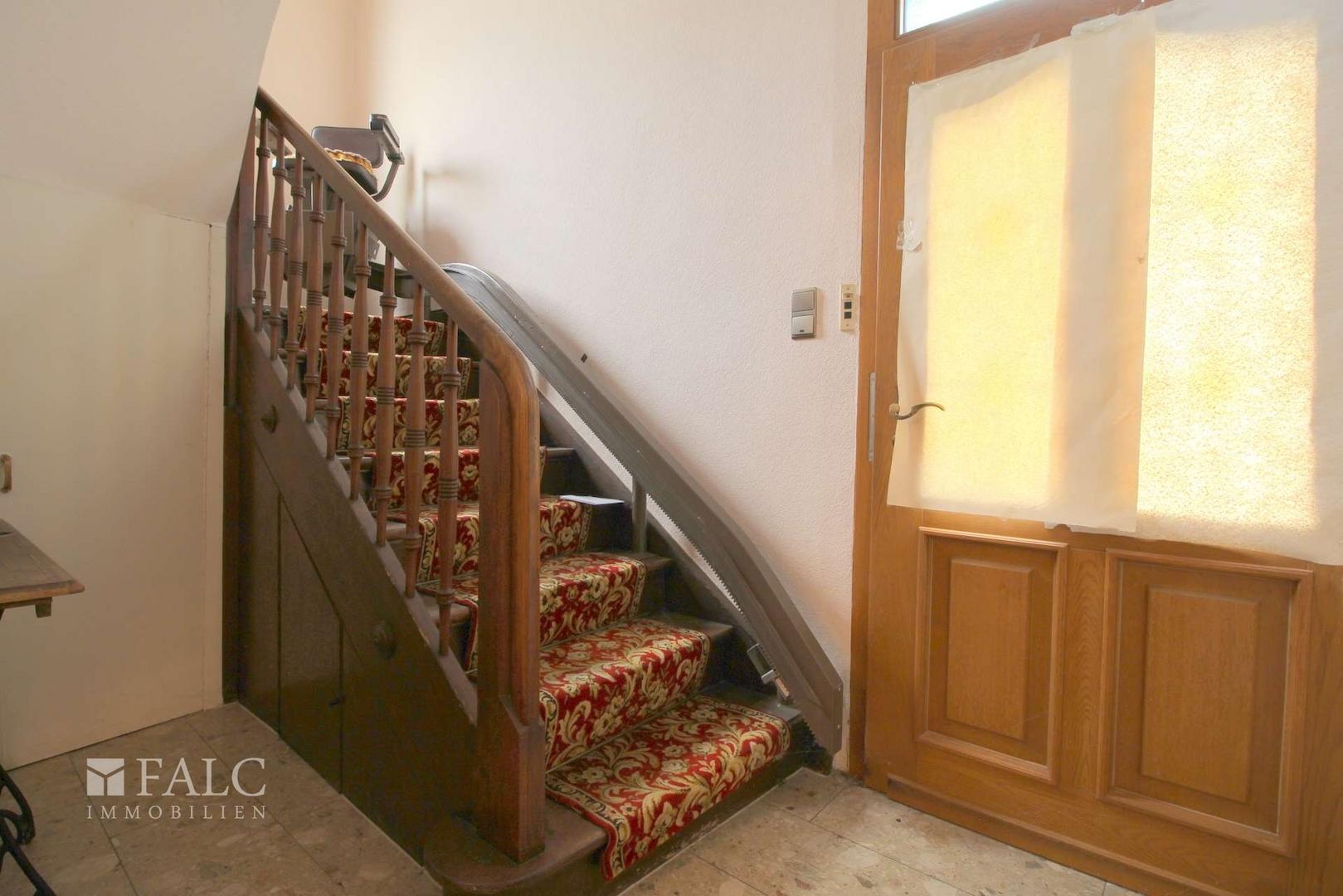 Treppenhaus Eingang Vorderhaus