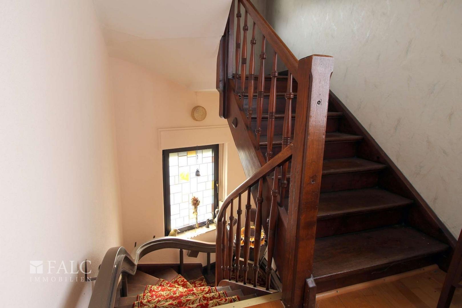 Treppenhaus 1. OG Vorderhaus