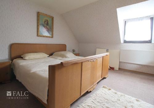 Schlafzimmer 2. OG Vorderhaus