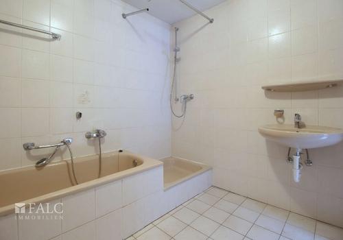 Badezimmer 1. OG links