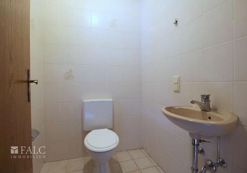 Gaste-WC 1. OG links