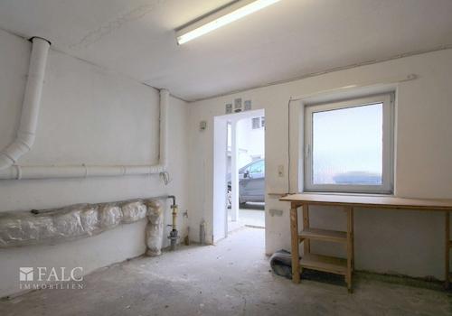 Abstellraum zu 1. OG links