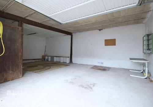Garage zu 1. OG links