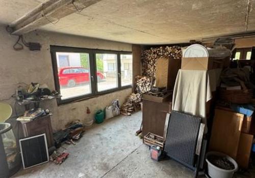 8 Werkstatt neben Garage