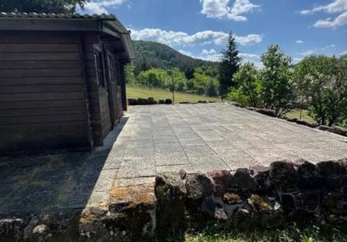 21 Grillhaus mit Terrasse