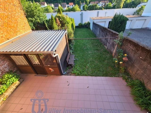 Blick ins Grundstück