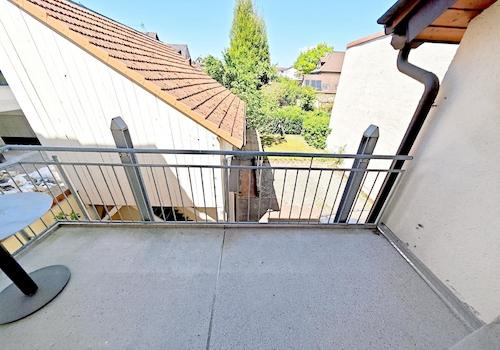 OG Balkonblick in den Garten