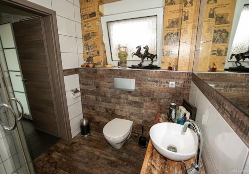 WC