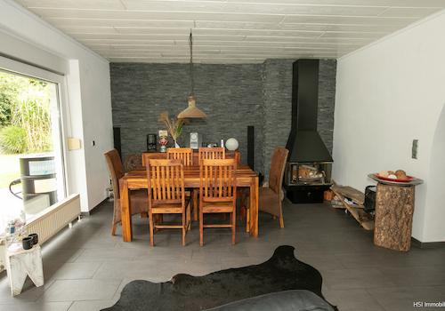 Essbereich und Kamin