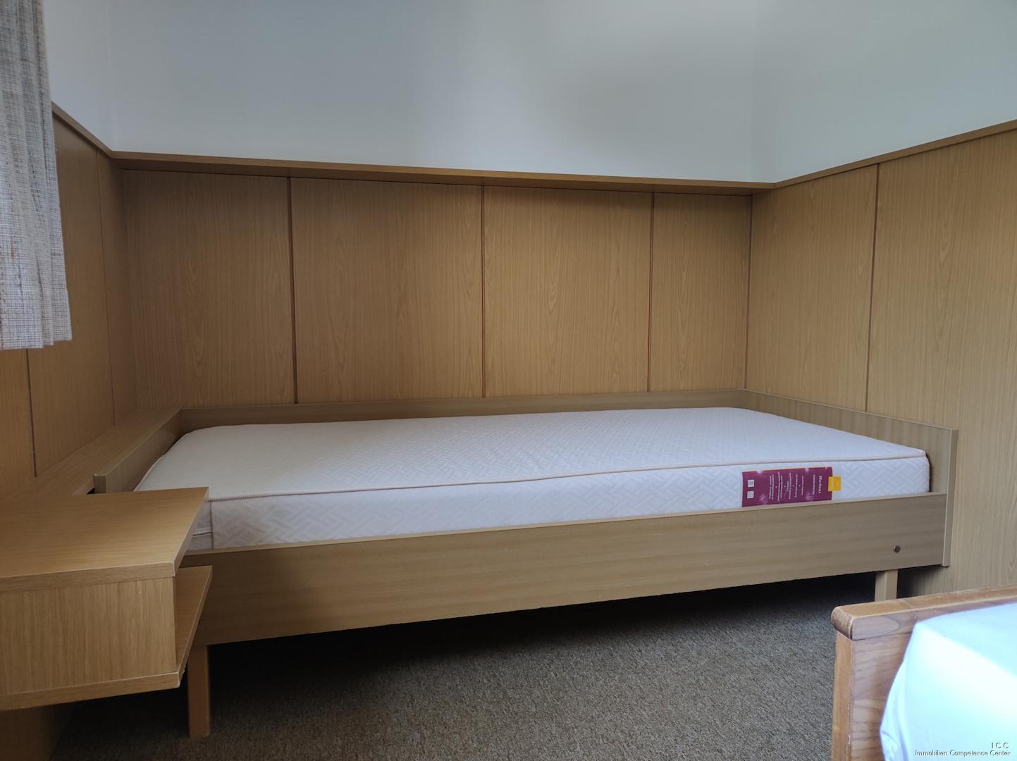 Das Einzelbett im Schlafzimmer als weitere Schlafplatzmöglichkeit