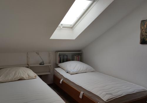 Das Schlafzimmer mit Dachfenster