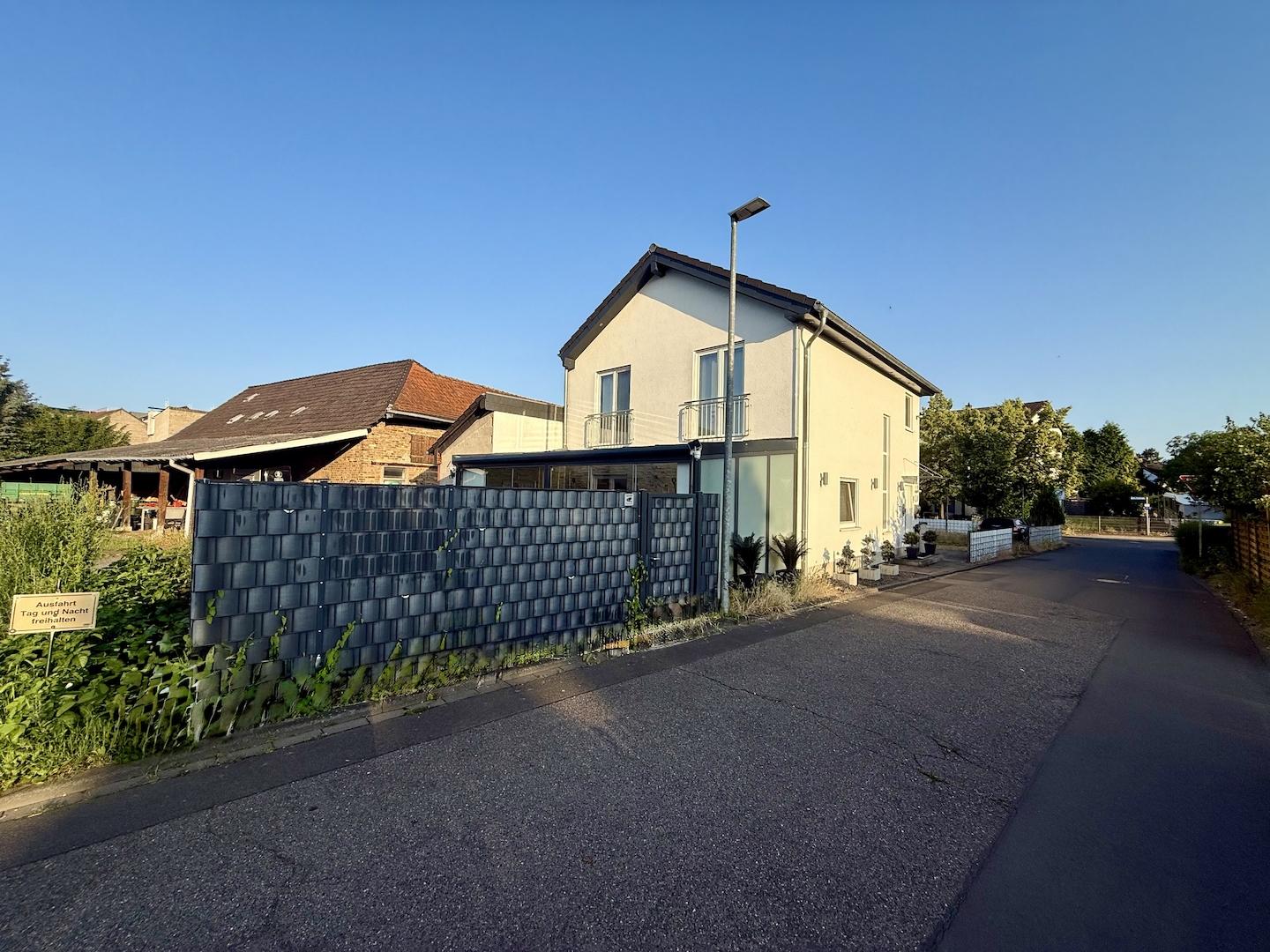 Vorderansicht links 2