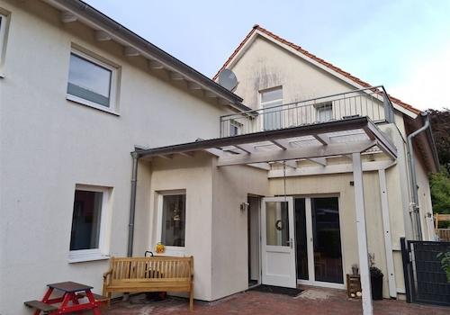 überdachte Terrasse - Kindergarten