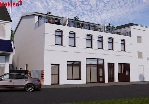 3 Gewerbeeinheiten ...