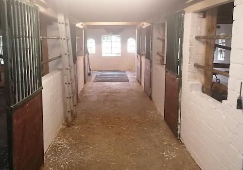 Stallungen für Pferde...