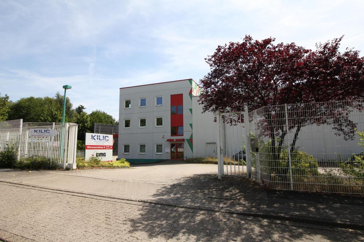 Straßenansicht