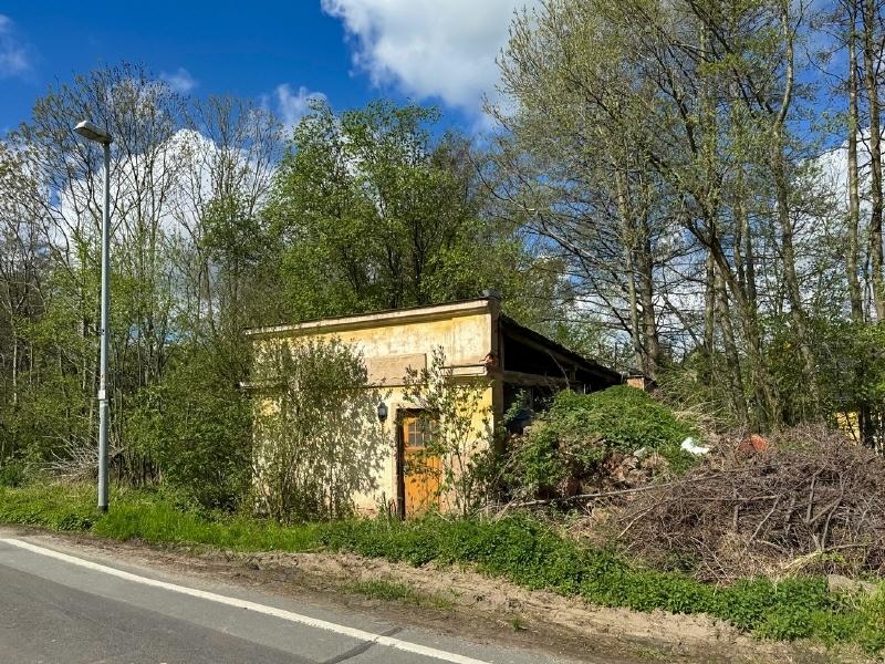 Vorhandener Baukörper - von Ost