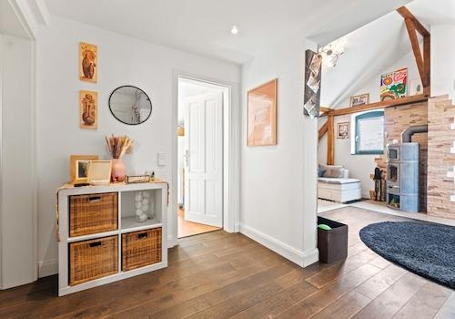 5 2DG_Flur_Haupthaus