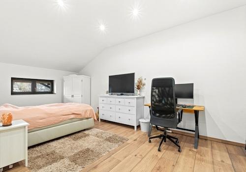 8 13OG_WHG_Eltern_Nebengebäude