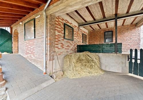 2 Außen_HeuflächeMistplatte