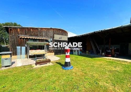 ...inkl. Scheune und Unterstellhalle