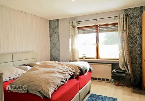 Schlafzimmer, original 