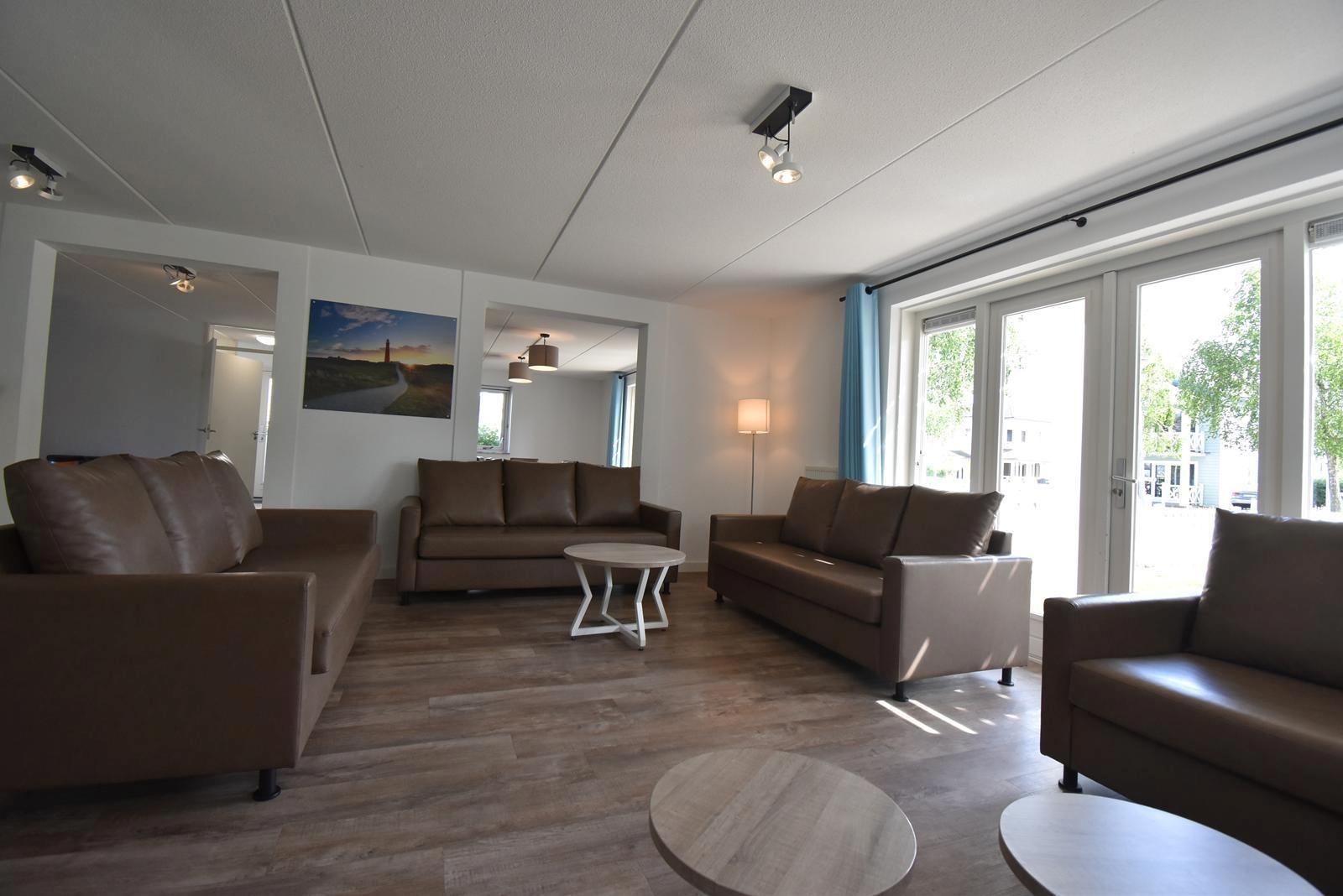 ferienhaus-wohnzimmer-kap-helius-modernes-interieur012