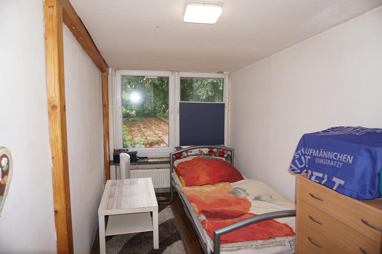 Schlafzimmer III