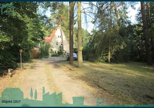 1917 Blick übers Grundstück zur Villa