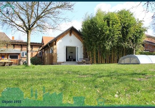 1955 Pool mit Poolhaus