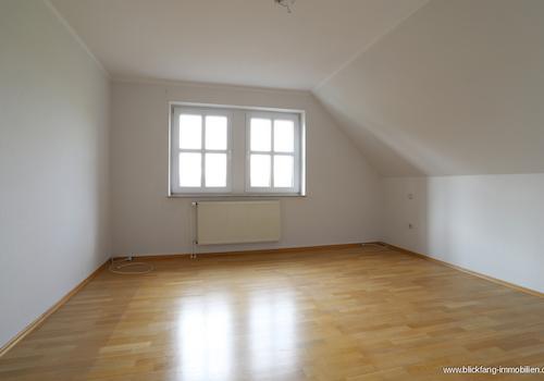 Geräumiges Schlafzimmer