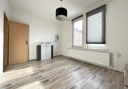 DG Wohnung Schlafzimmer mit Ankleide