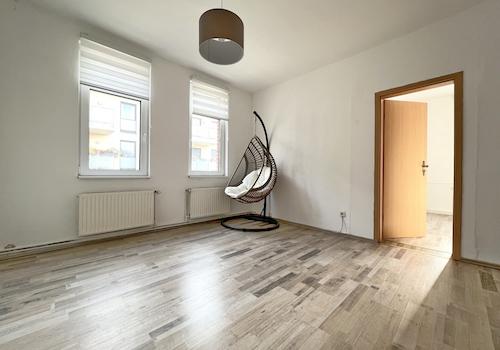 DG Wohnung Wohnzimmer